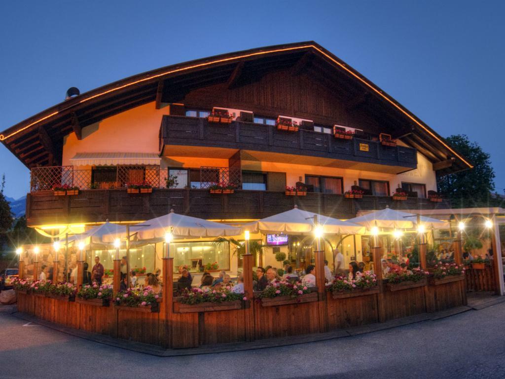 Pension Gasthof Loewen Lagundo Exterior photo